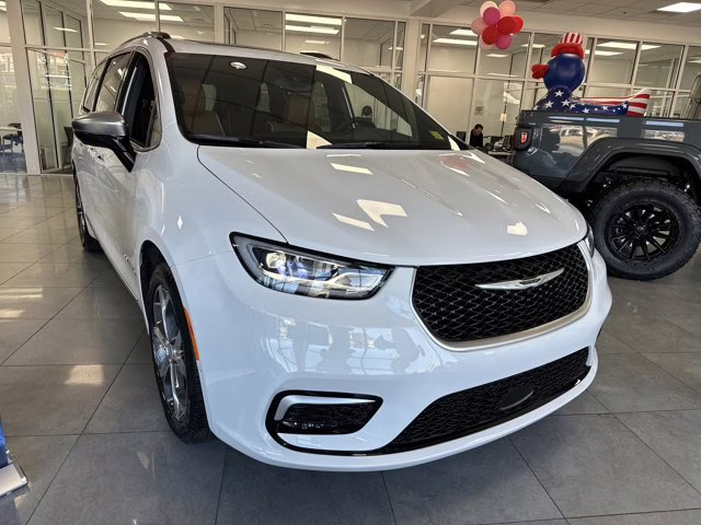 2026 Bright White Clearcoat Chrysler Pacifica Pinnacle FWD Van
