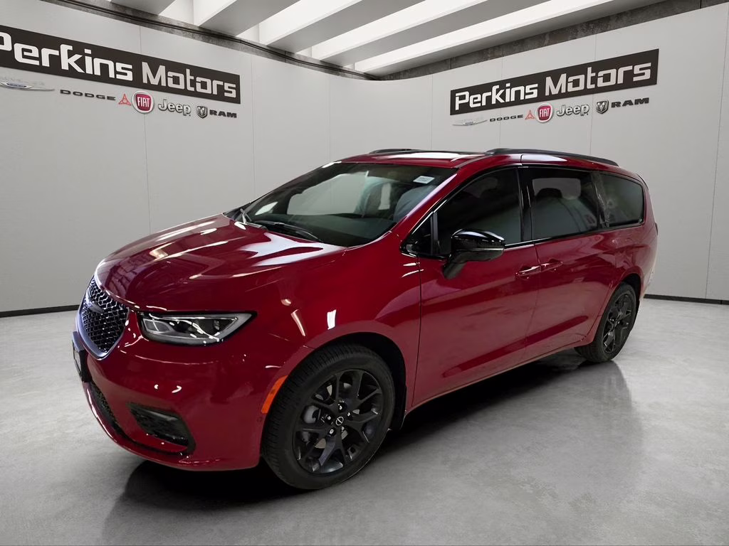2026 Red Hot Pearlcoat Chrysler Pacifica Limited AWD Van