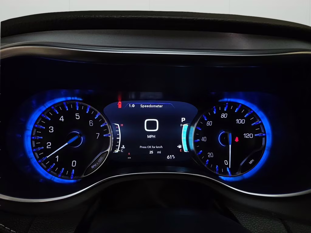 2026 Red Hot Pearlcoat Chrysler Pacifica Limited AWD Van