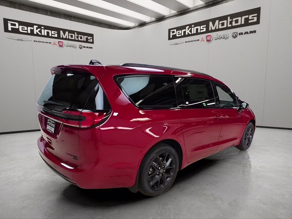 2026 Red Hot Pearlcoat Chrysler Pacifica Limited AWD Van