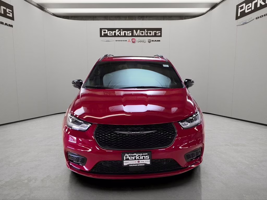 2026 Red Hot Pearlcoat Chrysler Pacifica Limited AWD Van