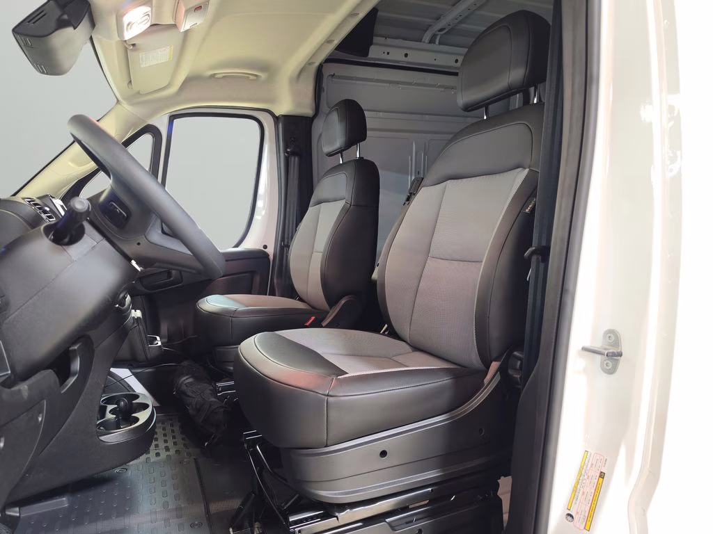 2026 Bright White Clearcoat Ram ProMaster 3500 High Roof FWD Van