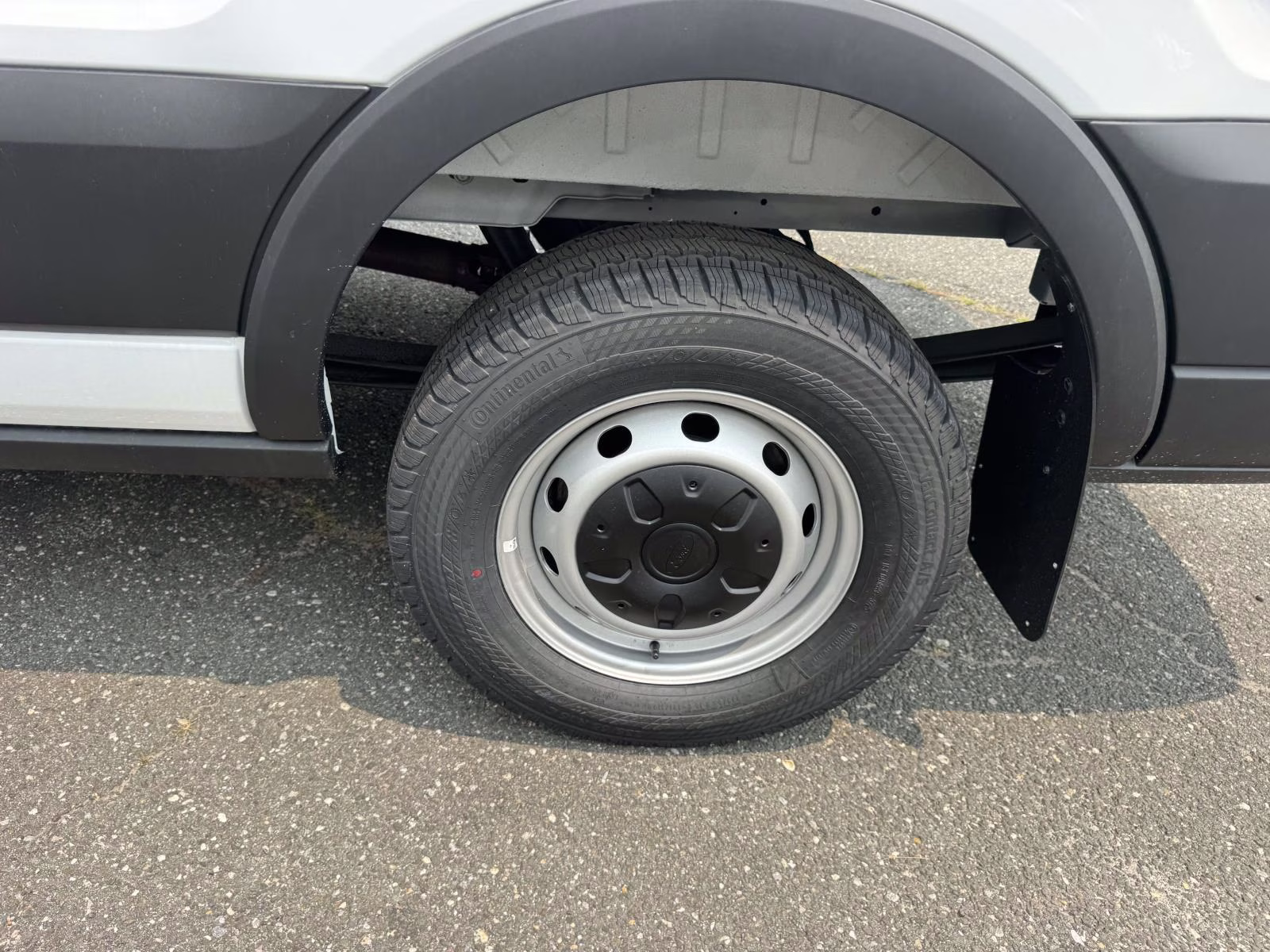 2026 Oxford White Ford Transit Cargo Van Base RWD Van