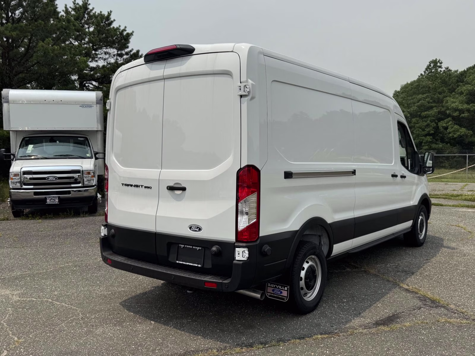 2026 Oxford White Ford Transit Cargo Van Base RWD Van