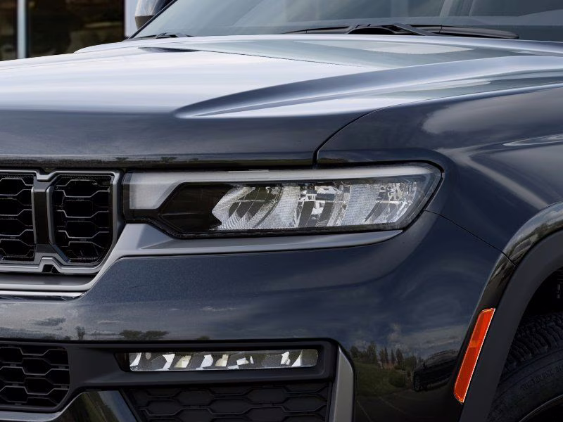 2026 Diamond Black Crystal Pearlcoat Jeep Grand Cherokee L Limited 4X4 SUV