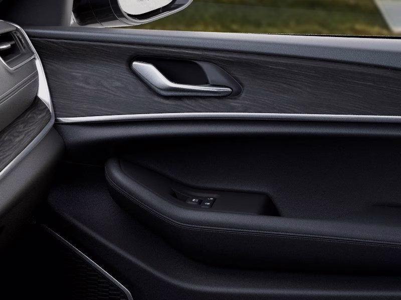 2026 Diamond Black Crystal Pearlcoat Jeep Grand Cherokee L Limited 4X4 SUV