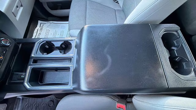 2019 Oxford White Ford F-150 XL 4X4 Truck