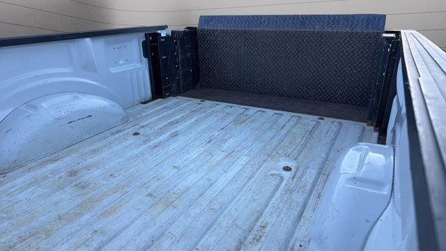 2019 Oxford White Ford F-150 XL 4X4 Truck