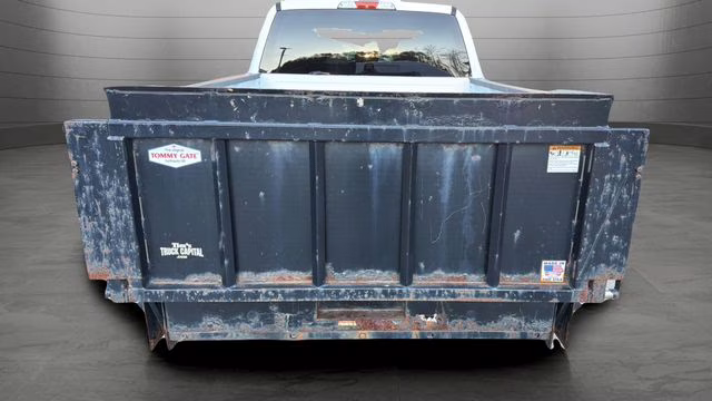 2019 Oxford White Ford F-150 XL 4X4 Truck