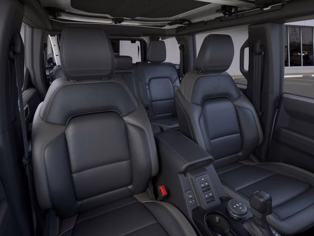 2026 Oxford White Ford Bronco Outer Banks 4X4 SUV