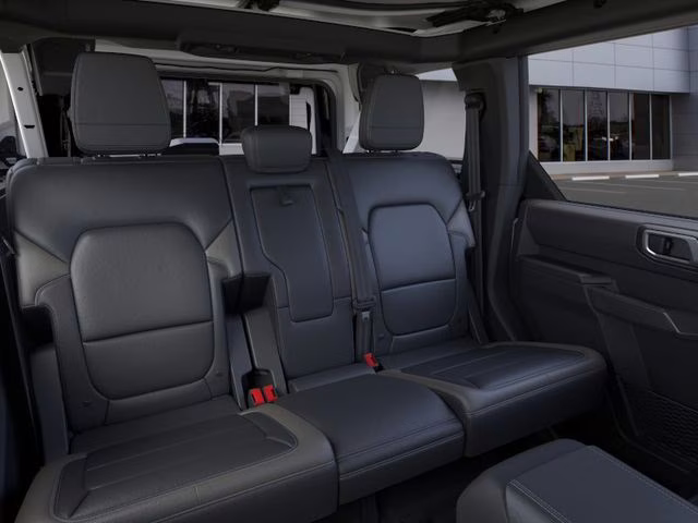 2026 Oxford White Ford Bronco Outer Banks 4X4 SUV