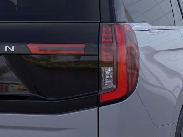 2026 Glacier Gray Metallic Tri-Coat Ford Expedition Platinum 4X4 SUV