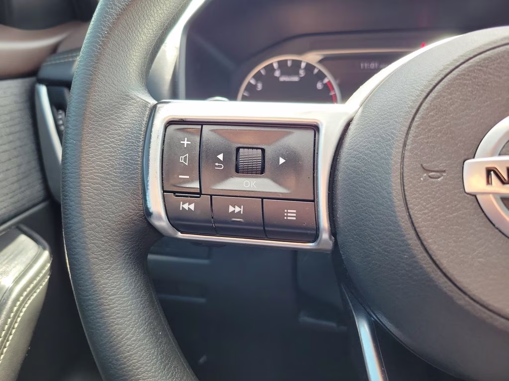 2021 Super Black Nissan Rogue S FWD SUV