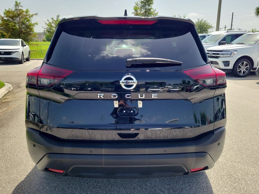 2021 Super Black Nissan Rogue S FWD SUV