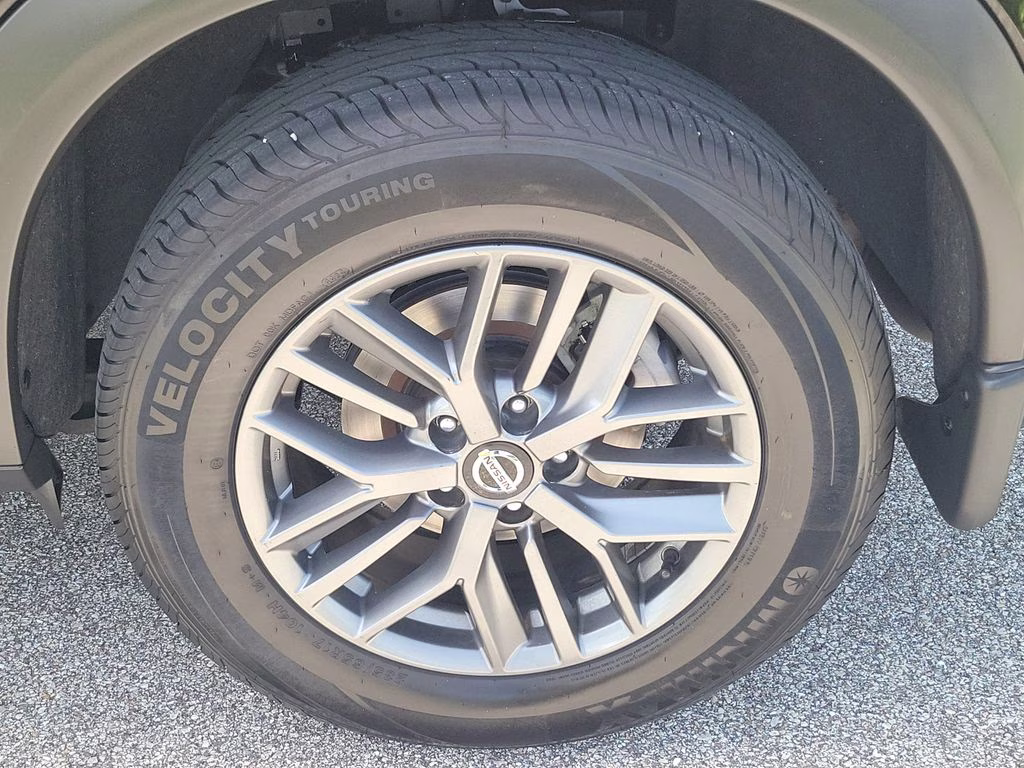 2021 Super Black Nissan Rogue S FWD SUV