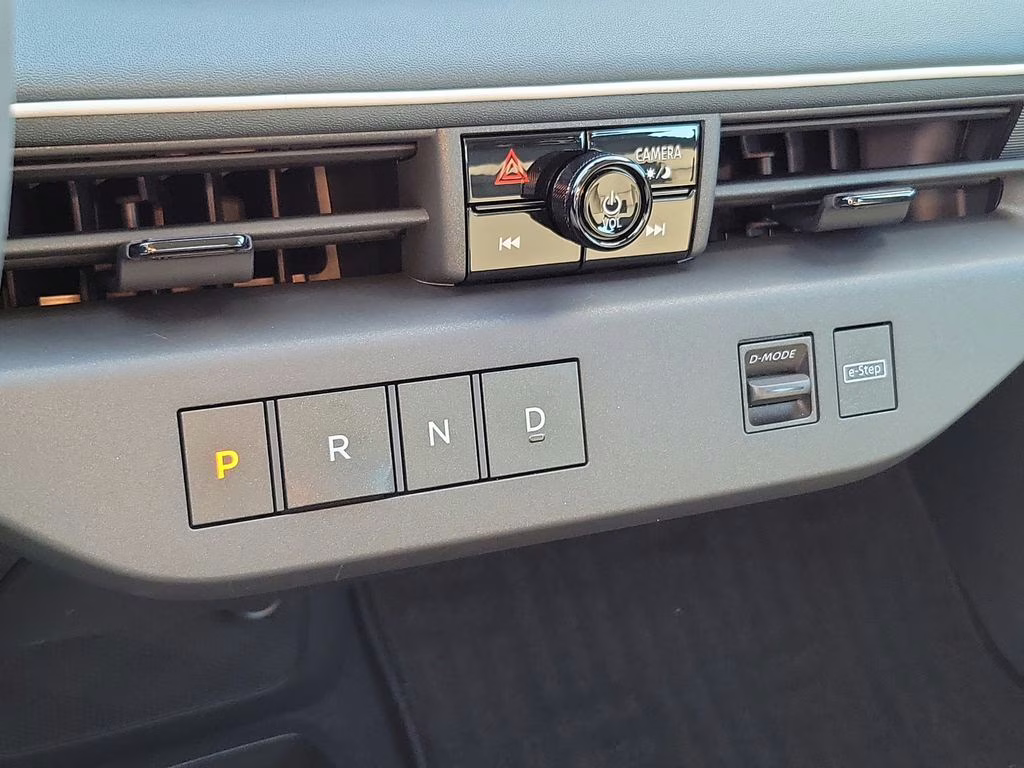 2026 White / Black Nissan LEAF SV+ FWD SUV