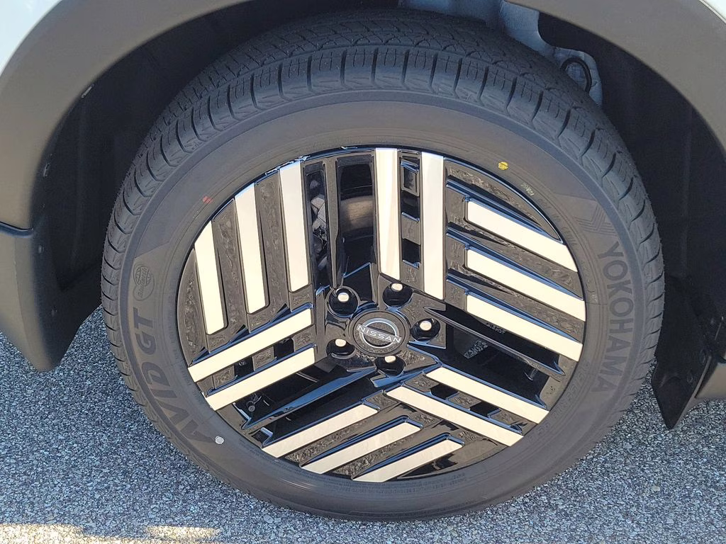 2026 White / Black Nissan LEAF SV+ FWD SUV