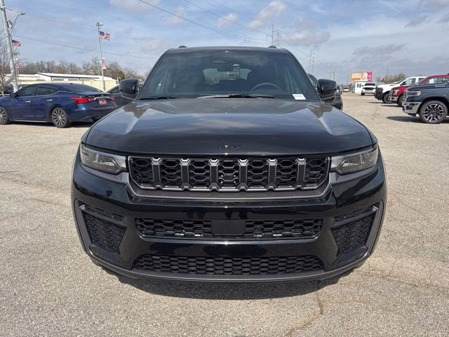 2026 Diamond Black Jeep Grand Cherokee L Altitude RWD SUV