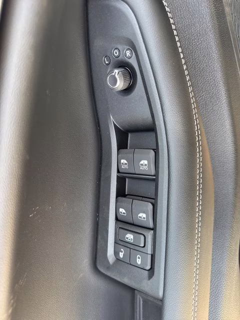2026 Diamond Black Jeep Grand Cherokee L Altitude RWD SUV