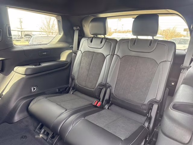 2026 Gray Metallic Jeep Grand Cherokee L Altitude 4X4 SUV