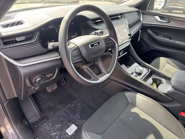 2026 Gray Metallic Jeep Grand Cherokee L Altitude 4X4 SUV