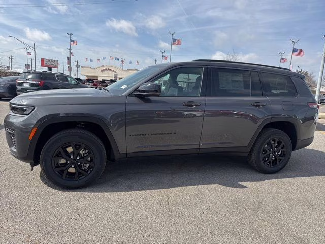 2026 Gray Metallic Jeep Grand Cherokee L Altitude 4X4 SUV