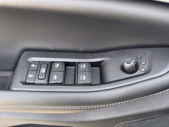 2026 Gray Metallic Jeep Grand Cherokee L Altitude 4X4 SUV