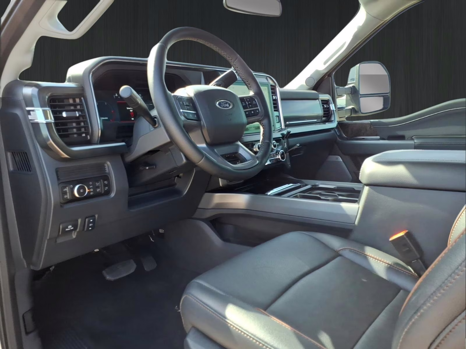 2026 Oxford White Ford Super Duty F-450 DRW Lariat 4X4 Truck
