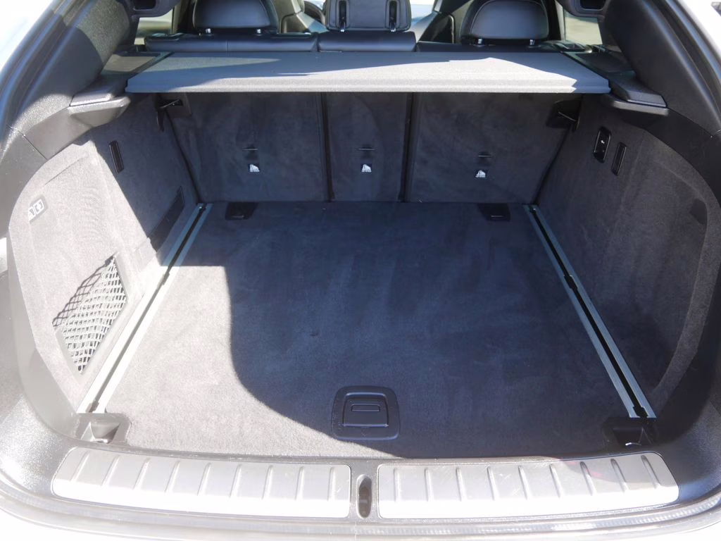 2021 Alpine White BMW X4 M Competition Package AWD SUV