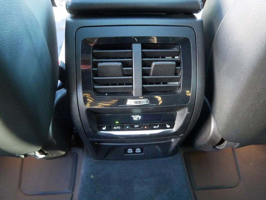 2021 Alpine White BMW X4 M Competition Package AWD SUV