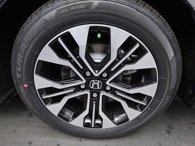 2026 Solar Silver Metallic Honda Odyssey Elite FWD Van