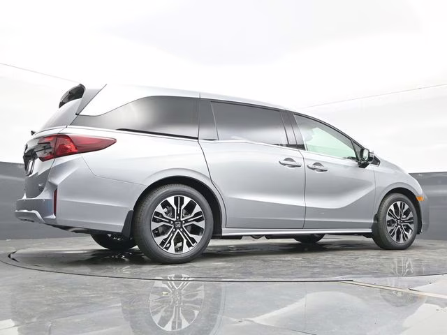 2026 Solar Silver Metallic Honda Odyssey Elite FWD Van