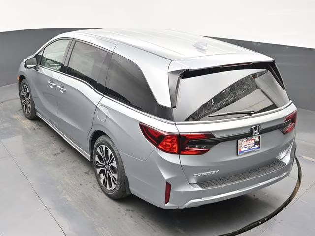 2026 Solar Silver Metallic Honda Odyssey Elite FWD Van