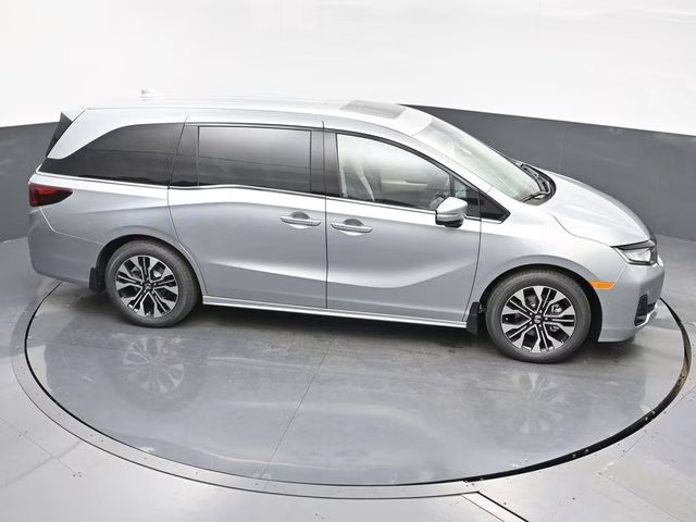 2026 Solar Silver Metallic Honda Odyssey Elite FWD Van