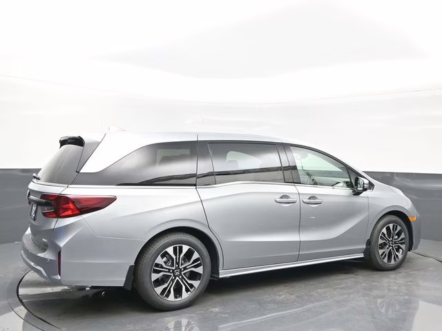 2026 Solar Silver Metallic Honda Odyssey Elite FWD Van