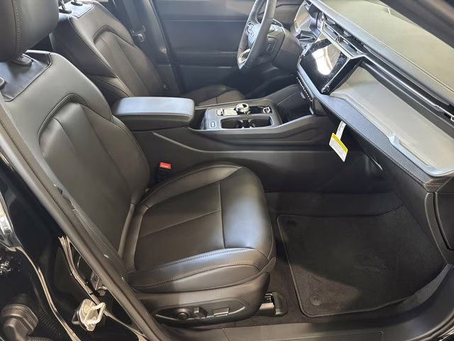 2026 Diamond Black Crystal Pearlcoat Jeep Cherokee Limited 4X4 SUV