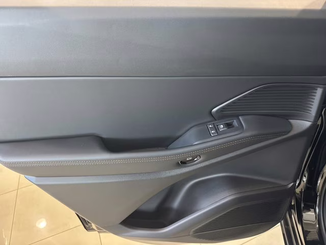 2026 Diamond Black Crystal Pearlcoat Jeep Cherokee Limited 4X4 SUV