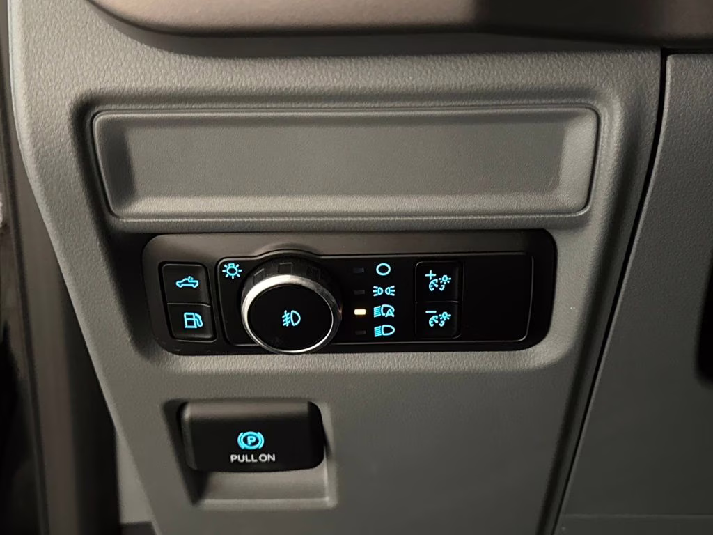 2025 Agate Black Metallic Ford F-150 XLT 4X4 Truck