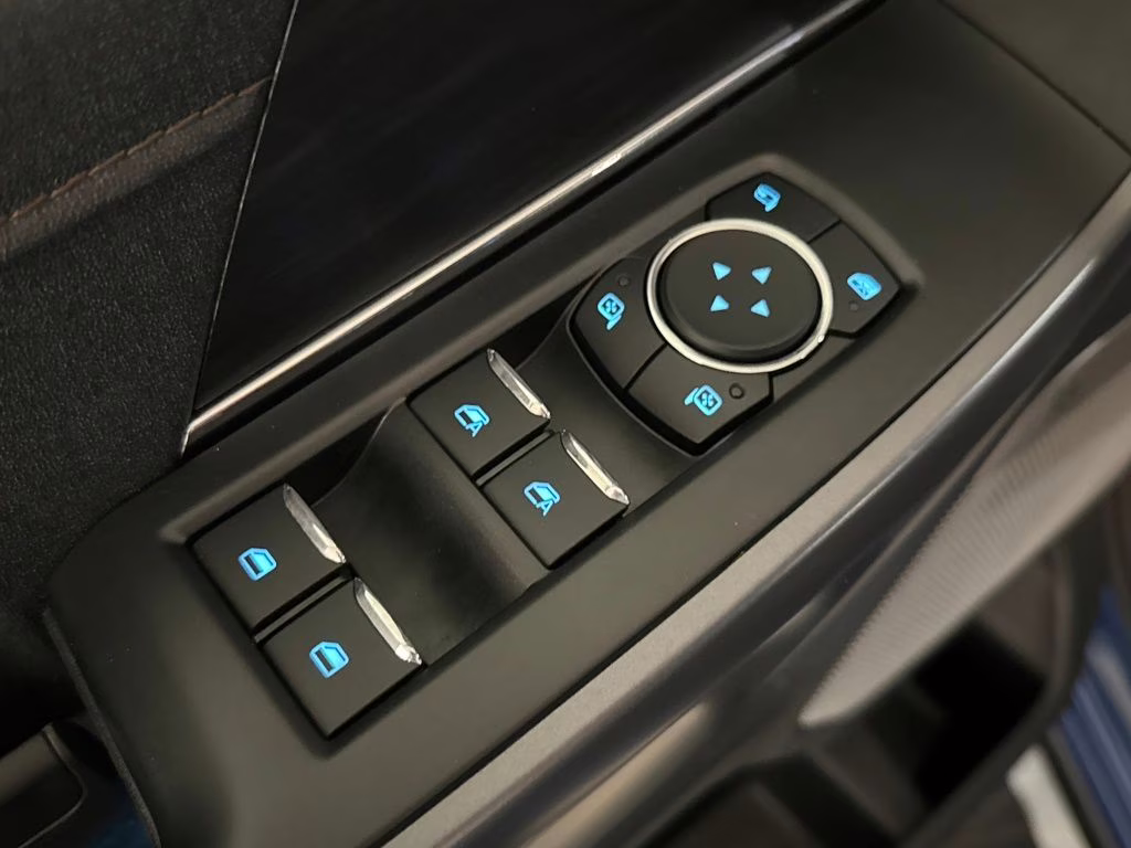 2025 Atlas Blue Metallic Ford F-150 Lariat 4X4 Truck