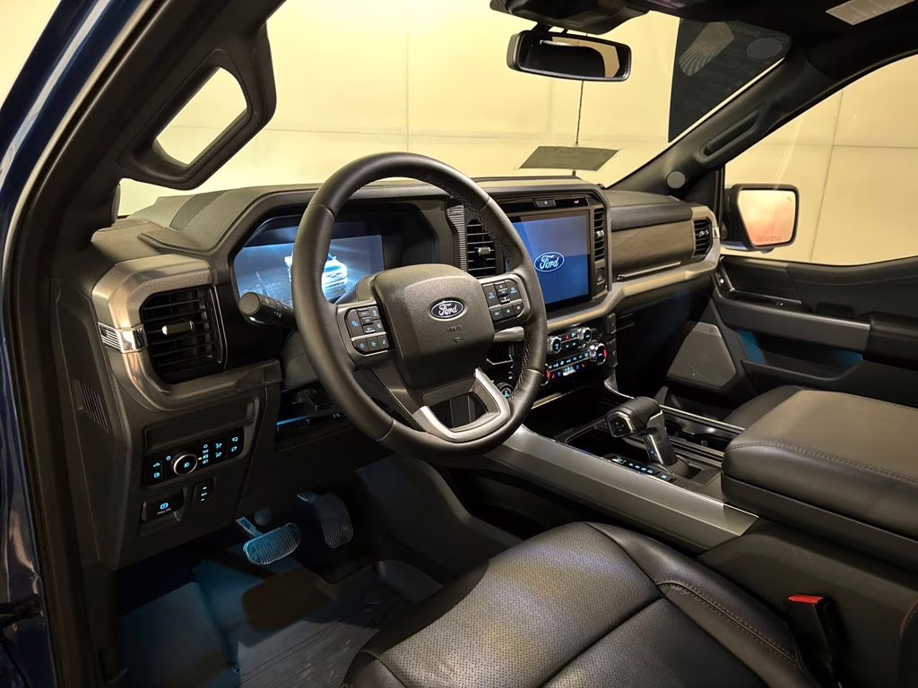 2025 Atlas Blue Metallic Ford F-150 Lariat 4X4 Truck