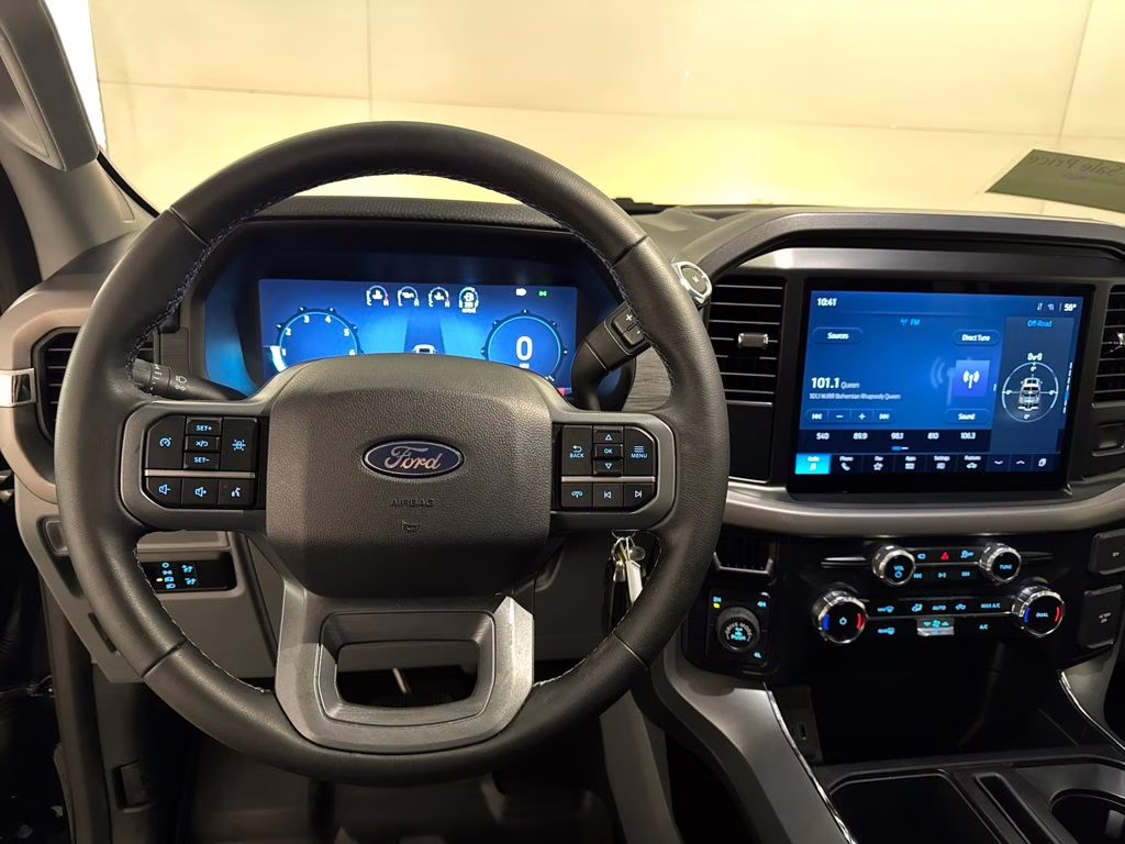 2025 Agate Black Metallic Ford F-150 XLT 4X4 Truck