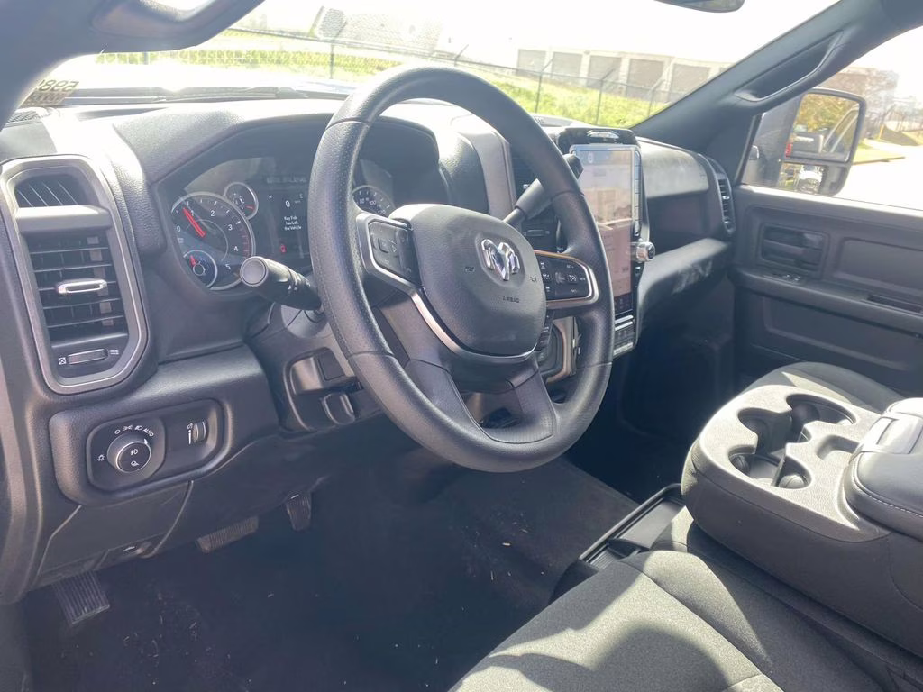 2026 Diamond Black Crystal Pearlcoat Ram 2500 Tradesman 4X4 Truck