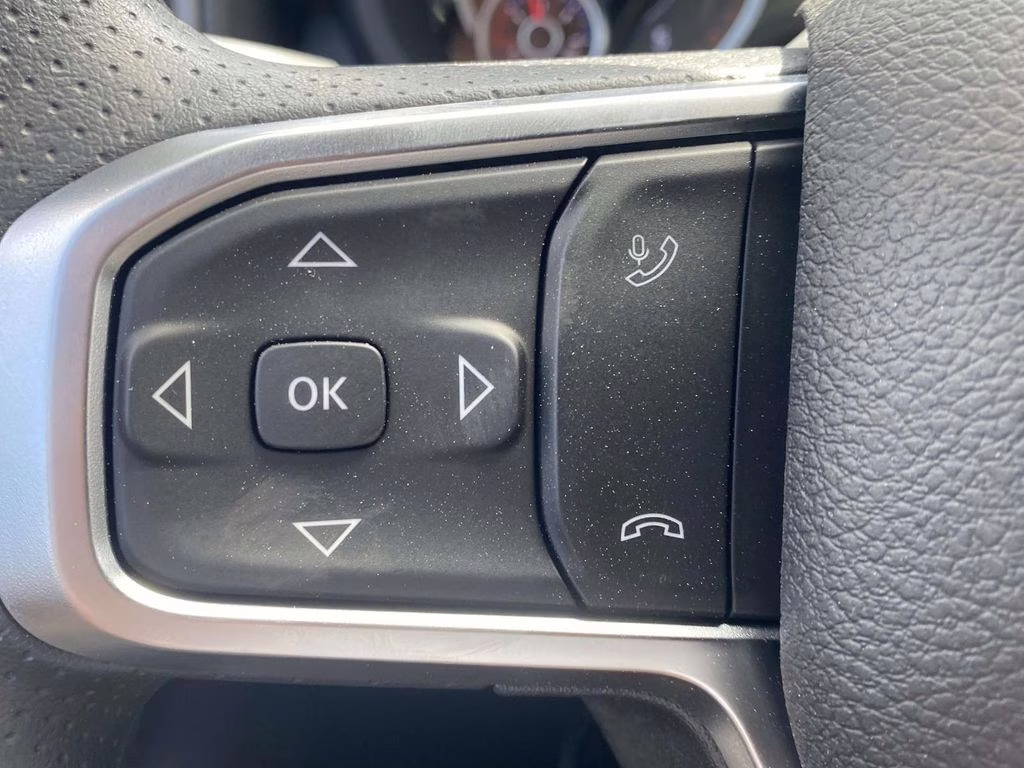 2026 Diamond Black Crystal Pearlcoat Ram 2500 Tradesman 4X4 Truck