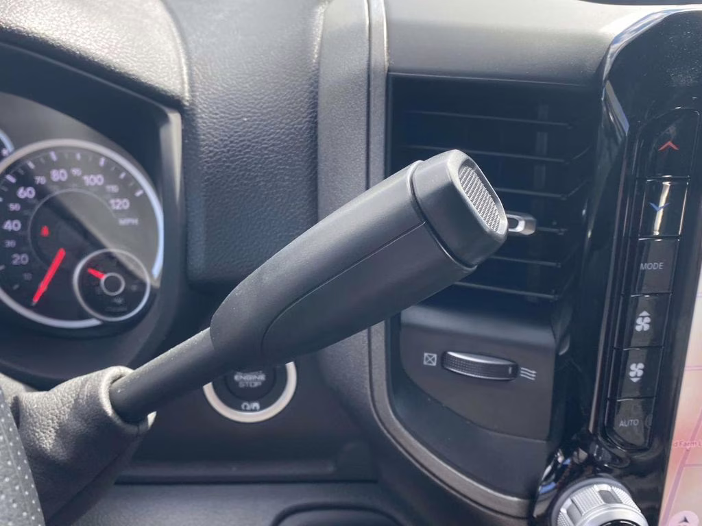 2026 Diamond Black Crystal Pearlcoat Ram 2500 Tradesman 4X4 Truck