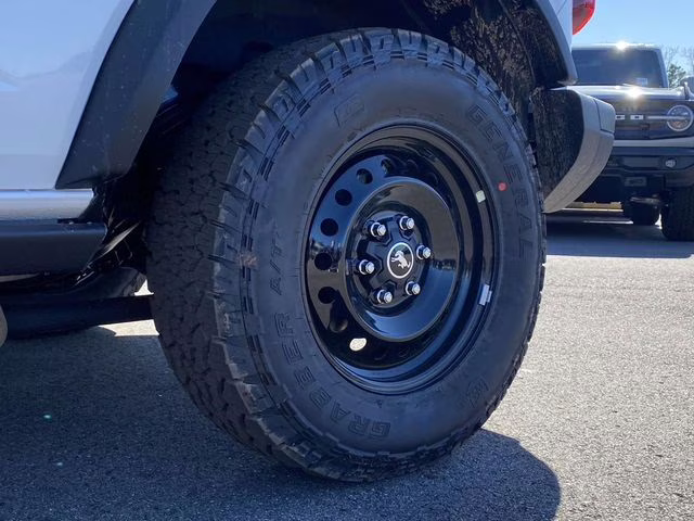 2026 Oxford White Ford Bronco Big Bend 4X4 SUV