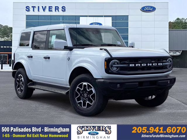 2026 Oxford White Ford Bronco Outer Banks 4X4 SUV
