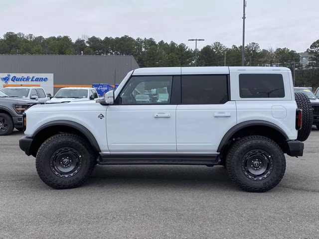 2026 Oxford White Ford Bronco Outer Banks 4X4 SUV