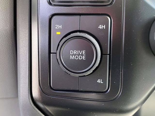 2026 Oxford White Ford Super Duty F-350 DRW XL 4X4 Truck