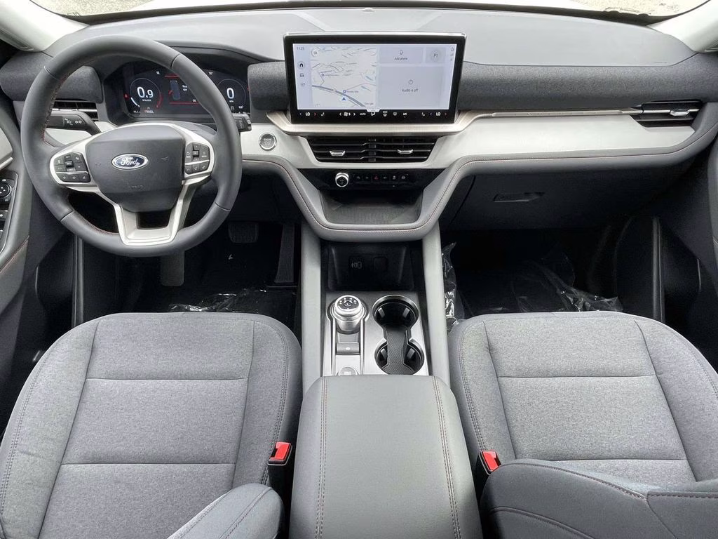 2026 Space White Metallic Ford Explorer Active RWD SUV