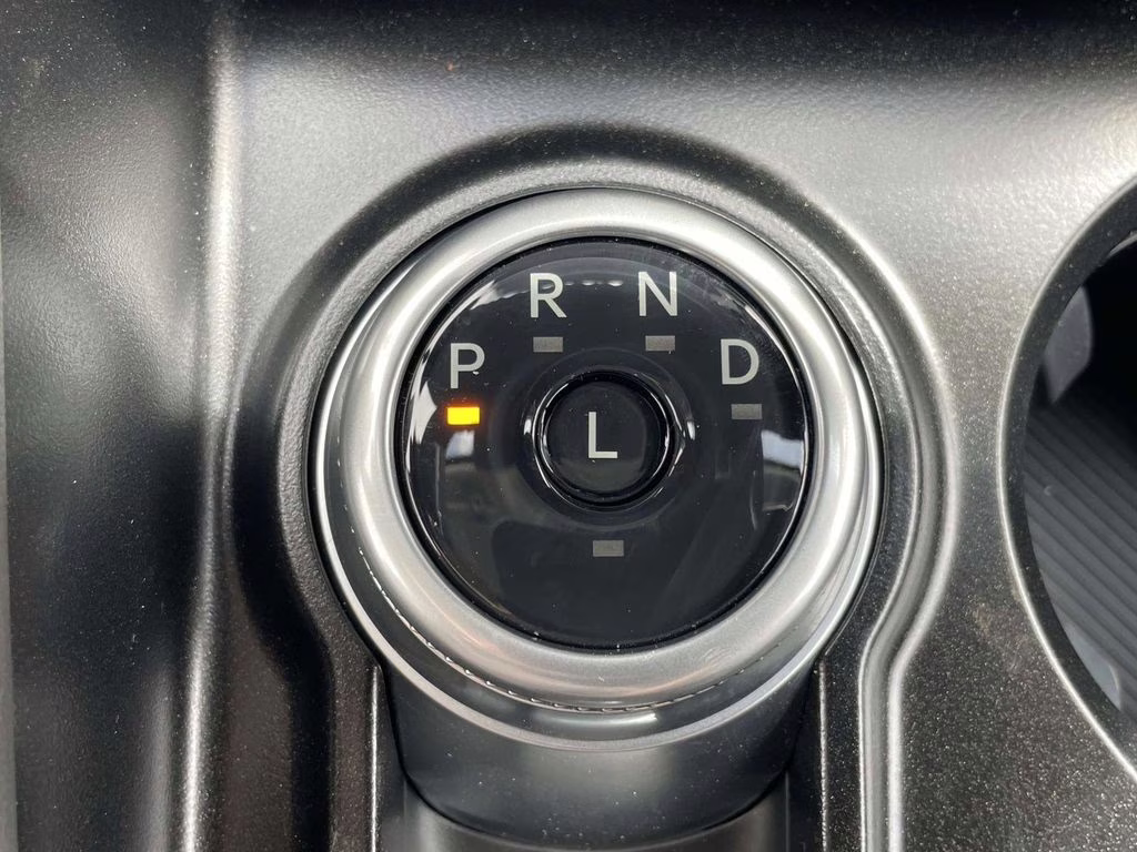 2026 Space White Metallic Ford Explorer Active RWD SUV